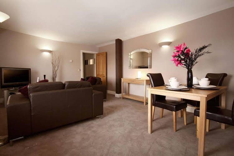 Berkshire Rooms - Wokingham Berkshire Rooms - Wokingham