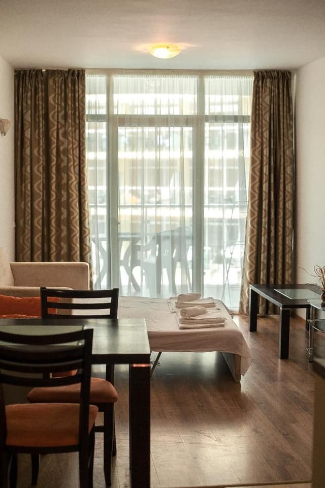 APARTMENT ONE BEDROOM
