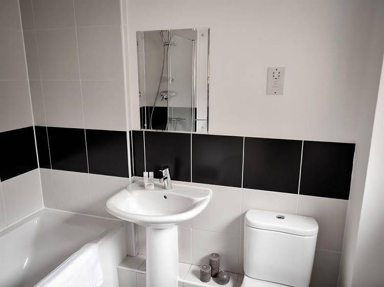 Select Serviced Accommodation - Gweal Place0
