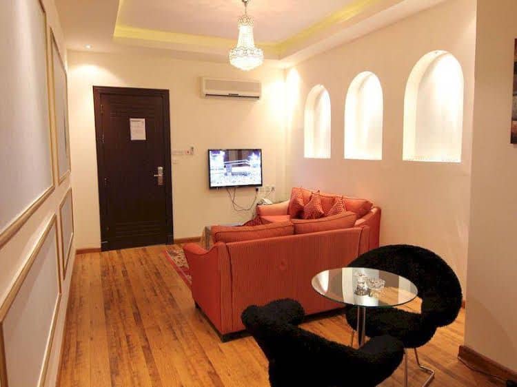 Towlan Suites 1 Towlan Suites 1