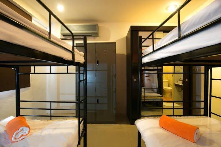 Check Inn Hostel @Phromphong0