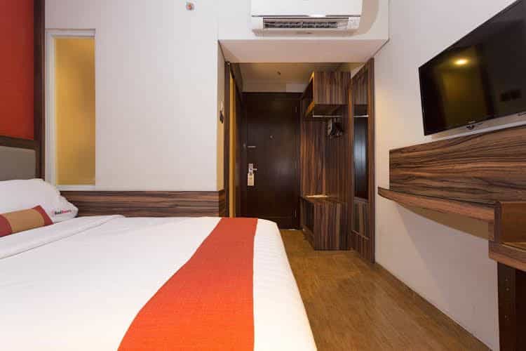 RedDoorz near Blok M RedDoorz near Blok M