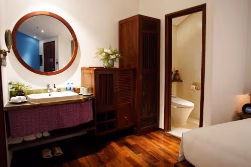 Saigon Double Room (without view)