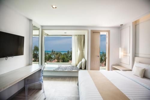 The Bloc Hotel3
