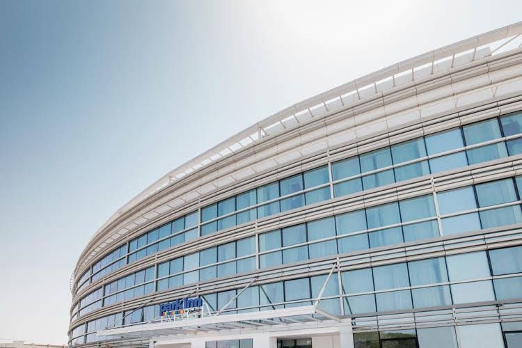 Park Inn by Radisson Dubai Motor City4