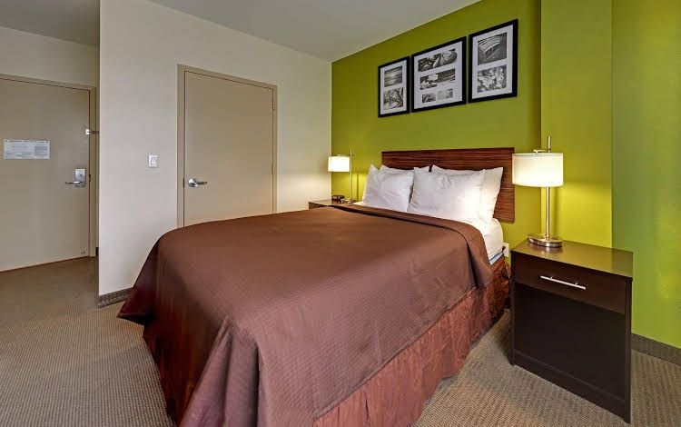 Sleep Inn near JFK AirTrain3