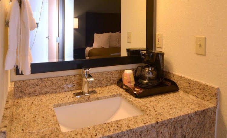 AmericInn and Suites Mount Pleasant AmericInn and Suites Mount Pleasant