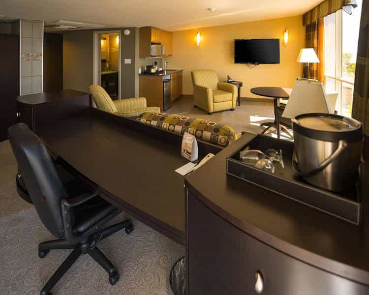 Clarion Inn Lakeside and Conference Centre