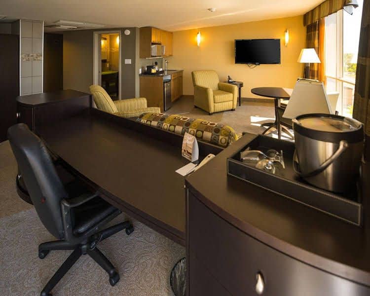 Clarion Inn Lakeside and Conference Centre Clarion Inn Lakeside and Conference Centre