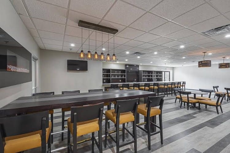 Clarion Inn and Suites Near Downtown0