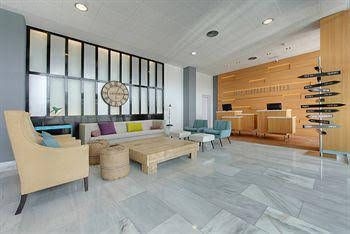 TRYP Madrid Airport Suites LL0
