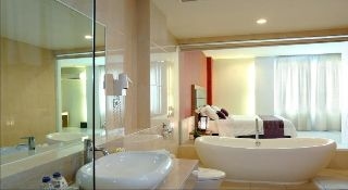 Lombok Plaza Hotel4