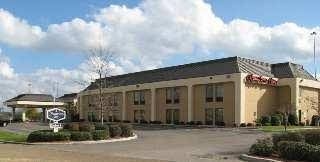 Red Lion Inn and Suites Hattiesburg0