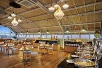 แอสตัน จังกู บีช รีสอร์ท (Aston Canggu Beach Resort)0