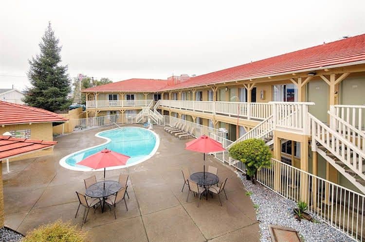 Red Lion Inn and Suites Redding Red Lion Inn and Suites Redding
