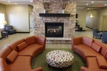 Hawthorn Suites by Wyndham Madison Fitchburg0