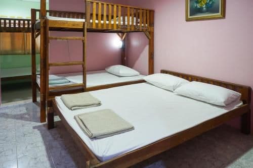Room (6 Adults) with Private Bathroom