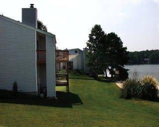 Lake Tara Townhouse III Lake Tara Townhouse III
