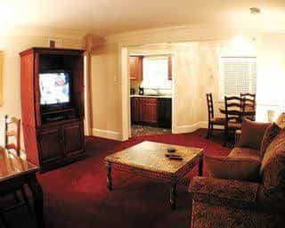 Plaza Suites II