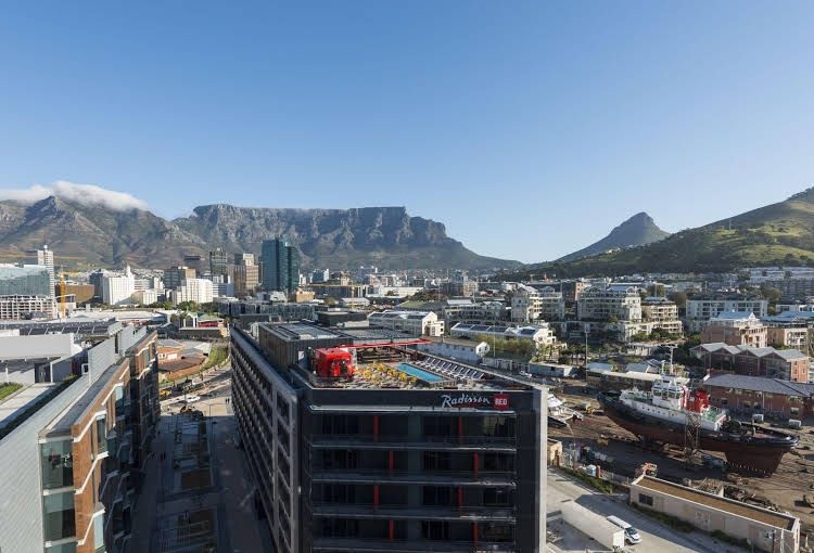 Radisson Red V and A Waterfront0