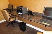 HOLIDAY INN EXPRESS and SUITES SELMA I95