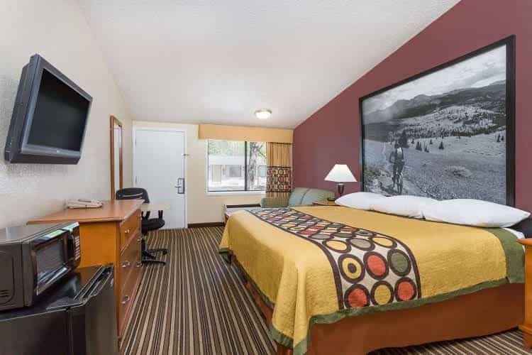 Super 8 Aberdeen Southern Pines