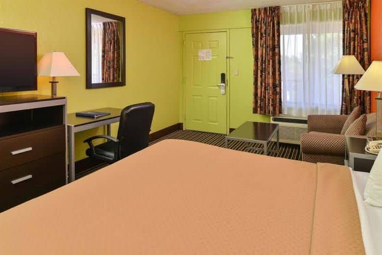 Americas Best Value Inn and Suites Lafayette North/I10 Americas Best Value Inn and Suites Lafayette North/I10