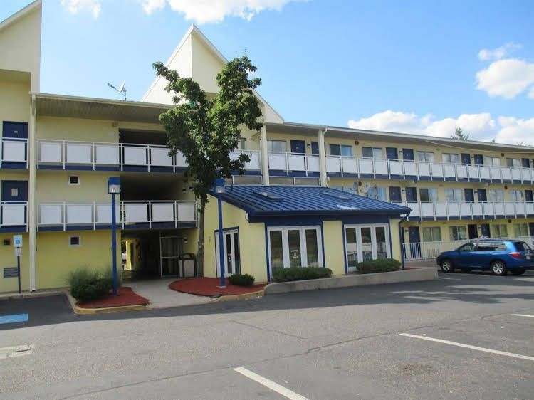 Motel 6 PhiladelphiaPABrooklawn NJ3