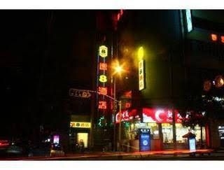 Super 8 Chengdu ChuXiLu WangFuJing0