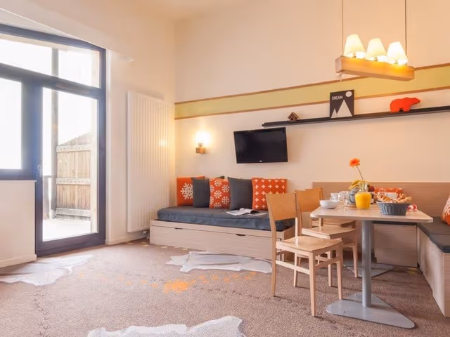 APARTMENT SUPERIOR