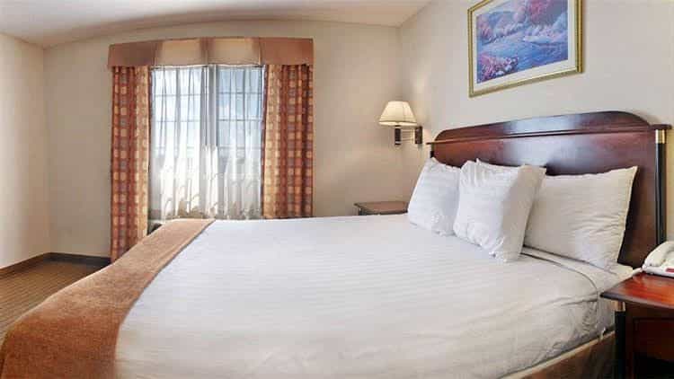 Days Inn and Suites Union City