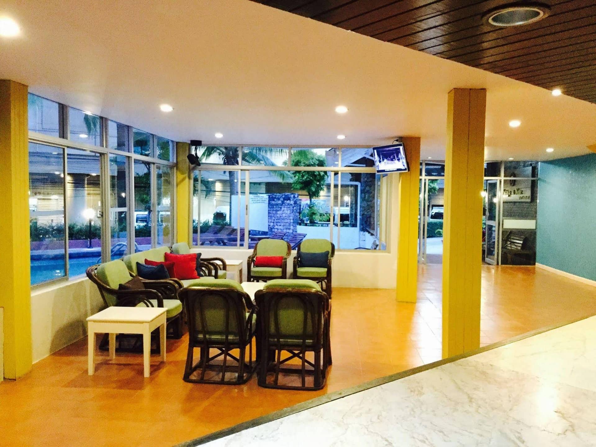 โรงแรมพัทยา แอท ไนน์ โรงแรมพัทยา แอท ไนน์