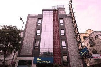 Fab Suncourt Karol Bagh0