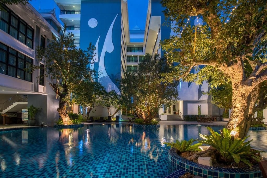 เบย์บีช รีสอร์ต จอมเทียน (Bay Beach Resort Jomtien)1