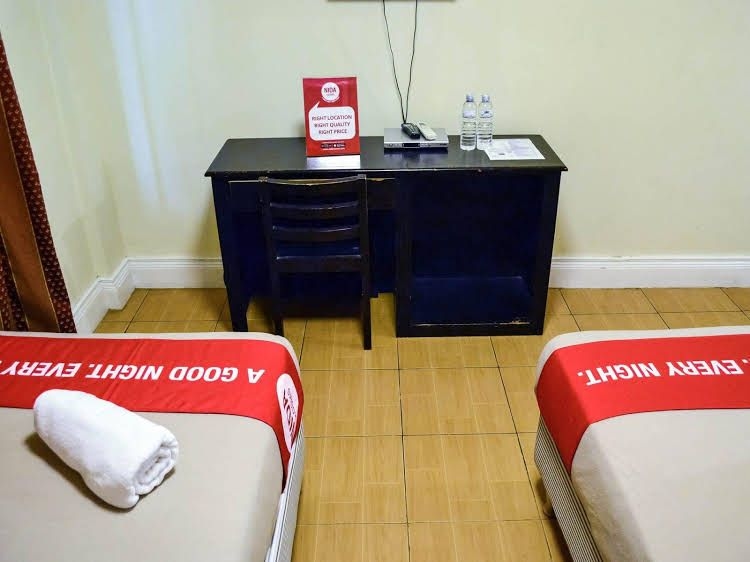 NIDA Rooms Malabianas Road0