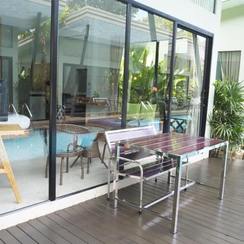 Deluxe Room With Pool Access