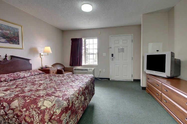 InTown Suites Matthews/Crown Point0