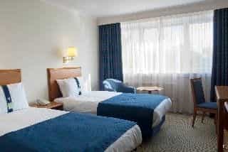 Holiday Inn Gatwick Airport Holiday Inn Gatwick Airport