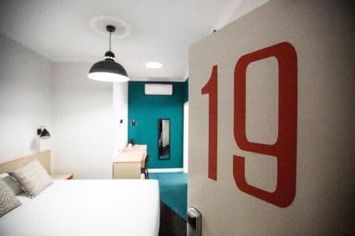 Queen Room with Shared Bathroom and Free Welcome Drinks