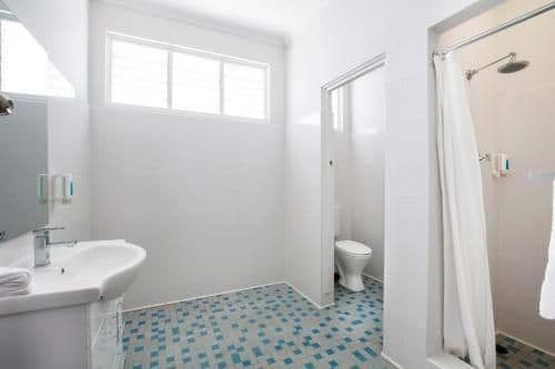 Queen Room with Shared Bathroom and Free Welcome Drinks