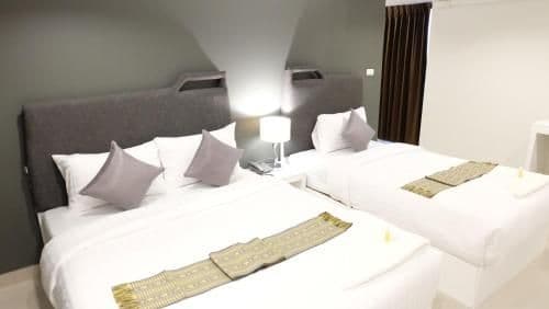 Family Room - Round Trip Transfer