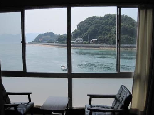 Japanese-Style Superior Room with Shared Bathroom and Sea View