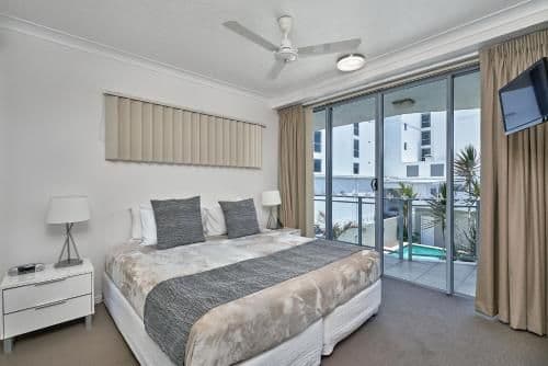 Three Bedroom Apartment with Pool Access- Penthouse