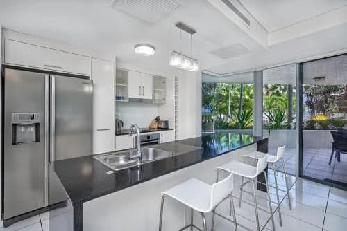 Three Bedroom Apartment with Pool Access- Penthouse