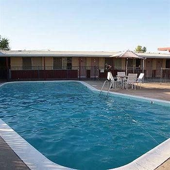 Gateway Inn0