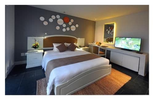 Deluxe Double or Twin Room