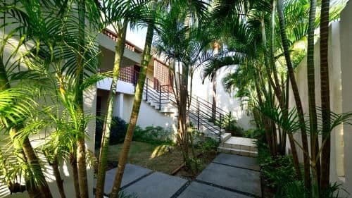 Luxury Room with Lounge Access (Over 16 years old only) - Smoking
