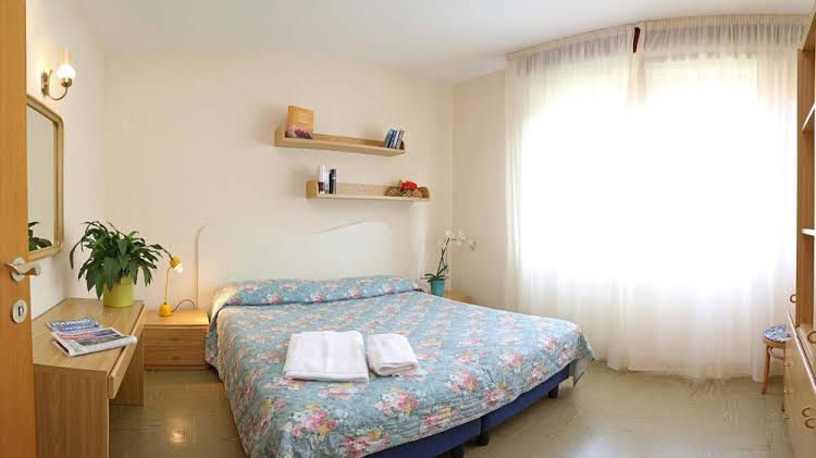 Residential Park Apartments0