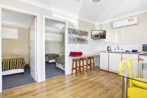 Deluxe Two-Bedroom Apartment - Pet Friendly