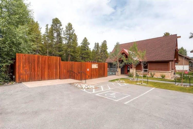 Cedars by Pinnacle Lodging0